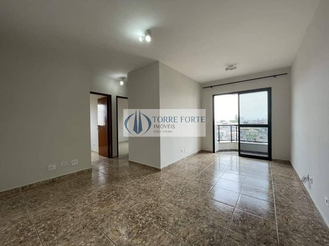 Apartamento à venda com 2 quartos, 64m² - Foto 1