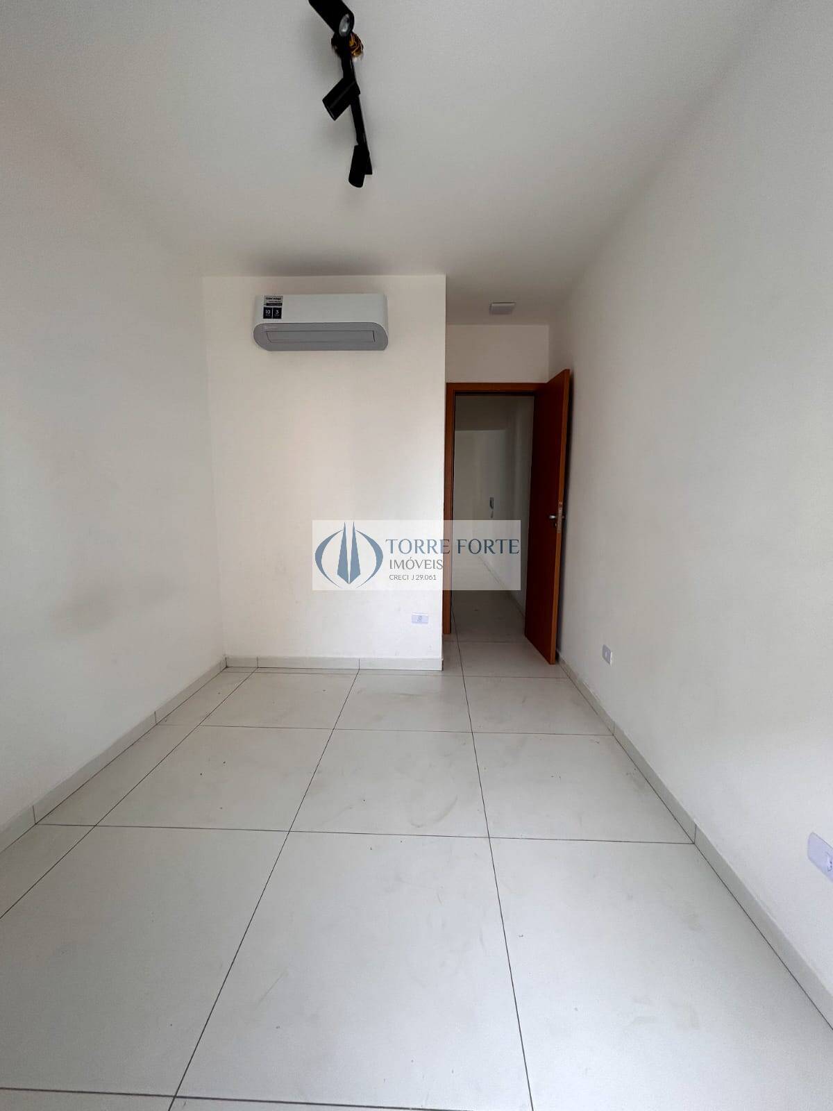 Apartamento à venda com 1 quarto, 45m² - Foto 9