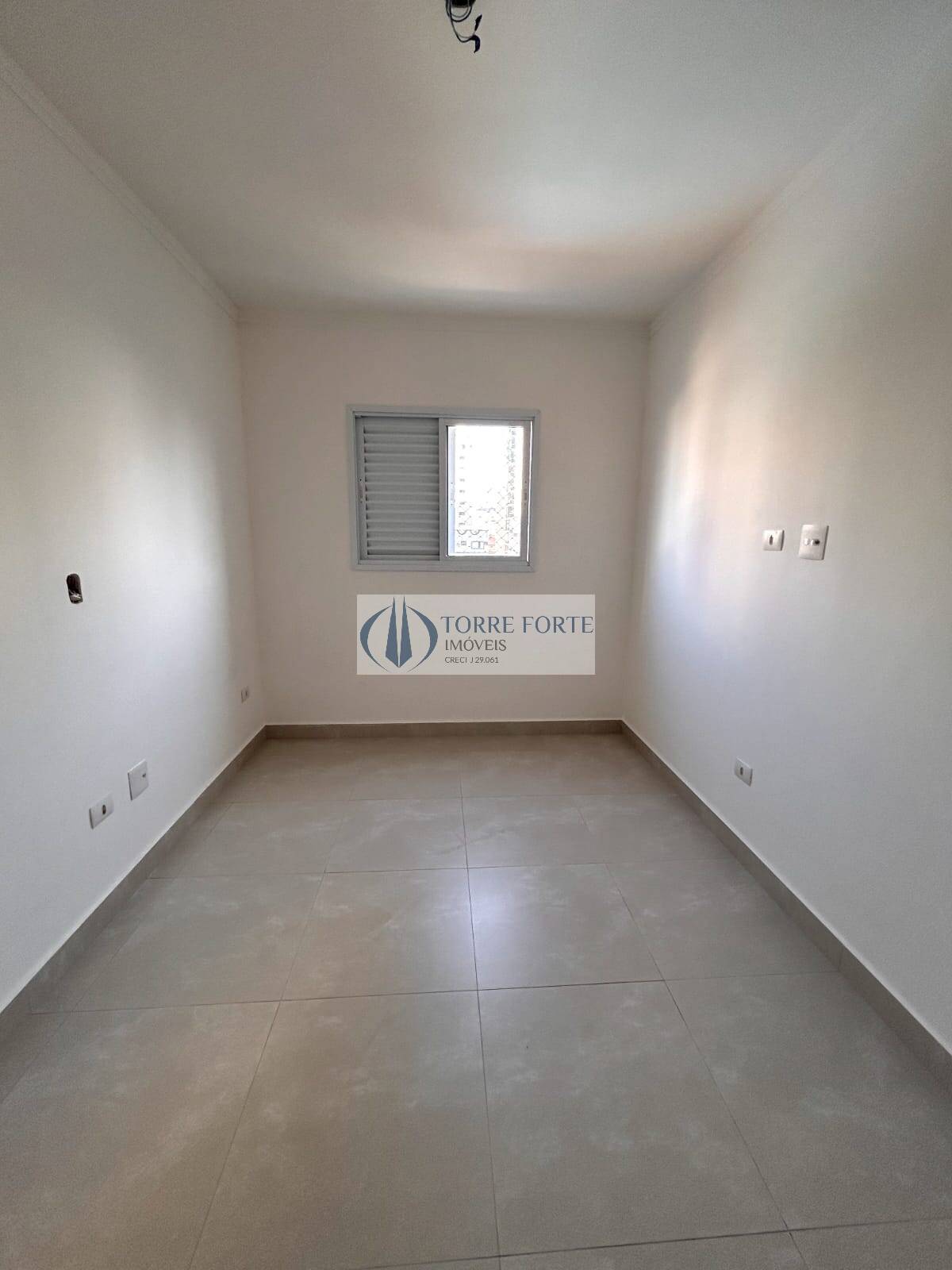 Apartamento à venda com 2 quartos, 65m² - Foto 8