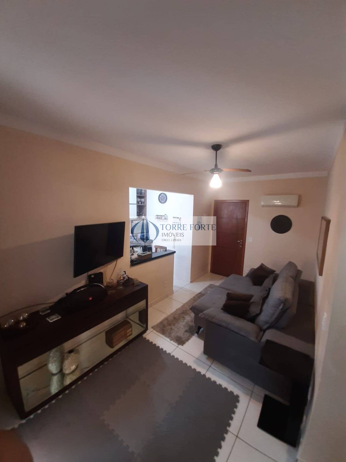 Apartamento à venda com 1 quarto, 50m² - Foto 1