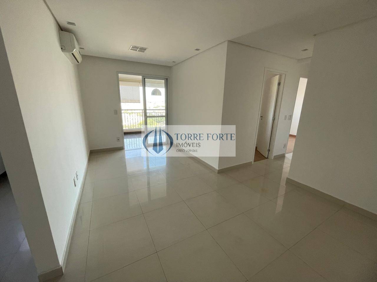 Apartamento à venda com 2 quartos, 66m² - Foto 4