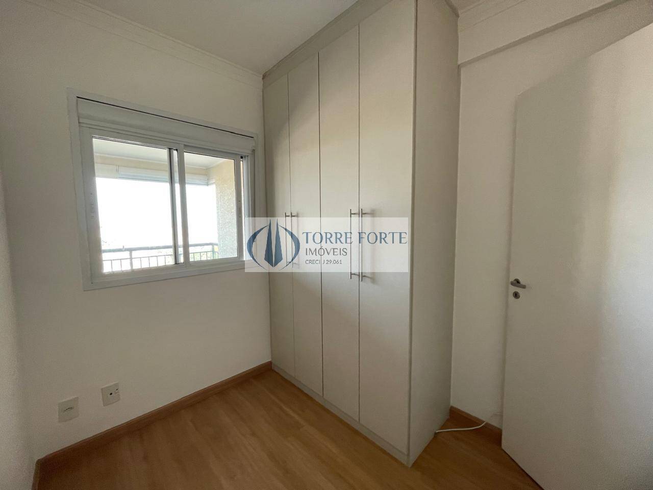 Apartamento à venda com 2 quartos, 66m² - Foto 10