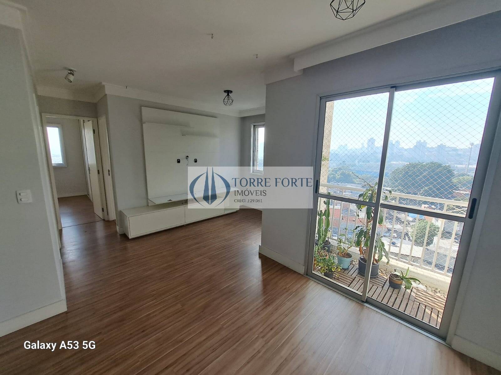 Apartamento à venda com 3 quartos, 63m² - Foto 6