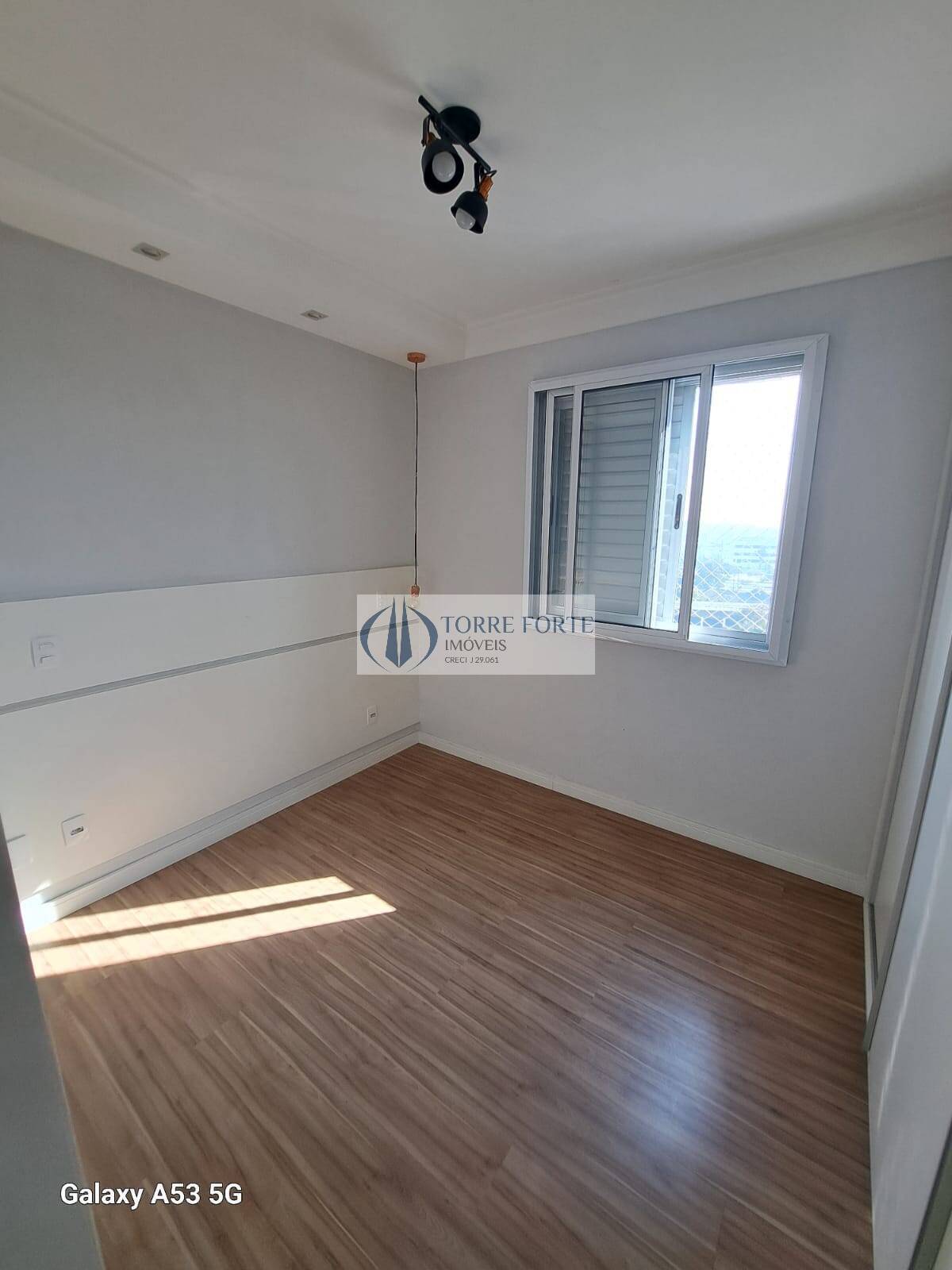 Apartamento à venda com 3 quartos, 63m² - Foto 12