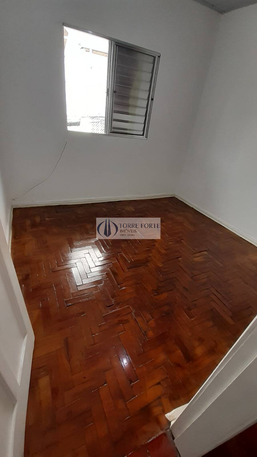 Casa à venda com 2 quartos, 70m² - Foto 12