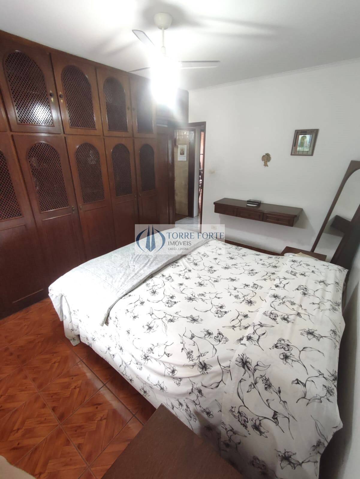 Casa à venda com 4 quartos, 150m² - Foto 27