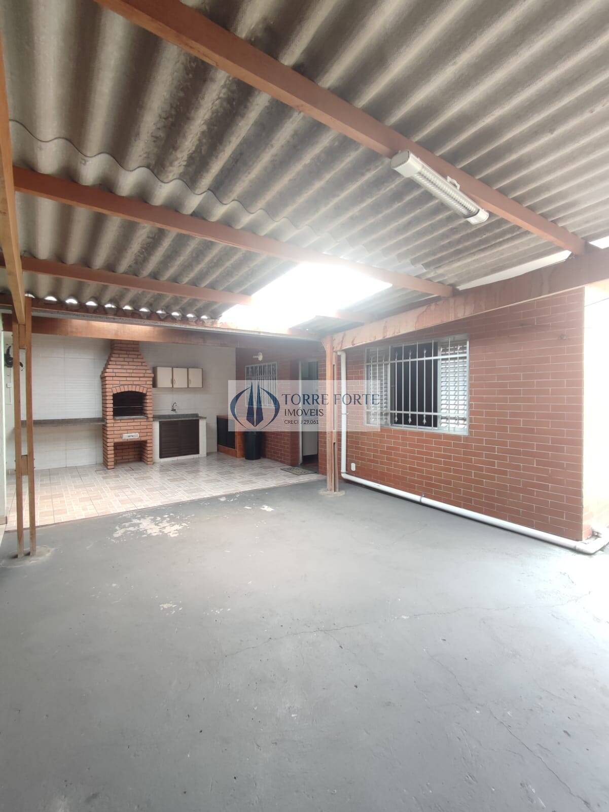 Casa à venda com 4 quartos, 150m² - Foto 8