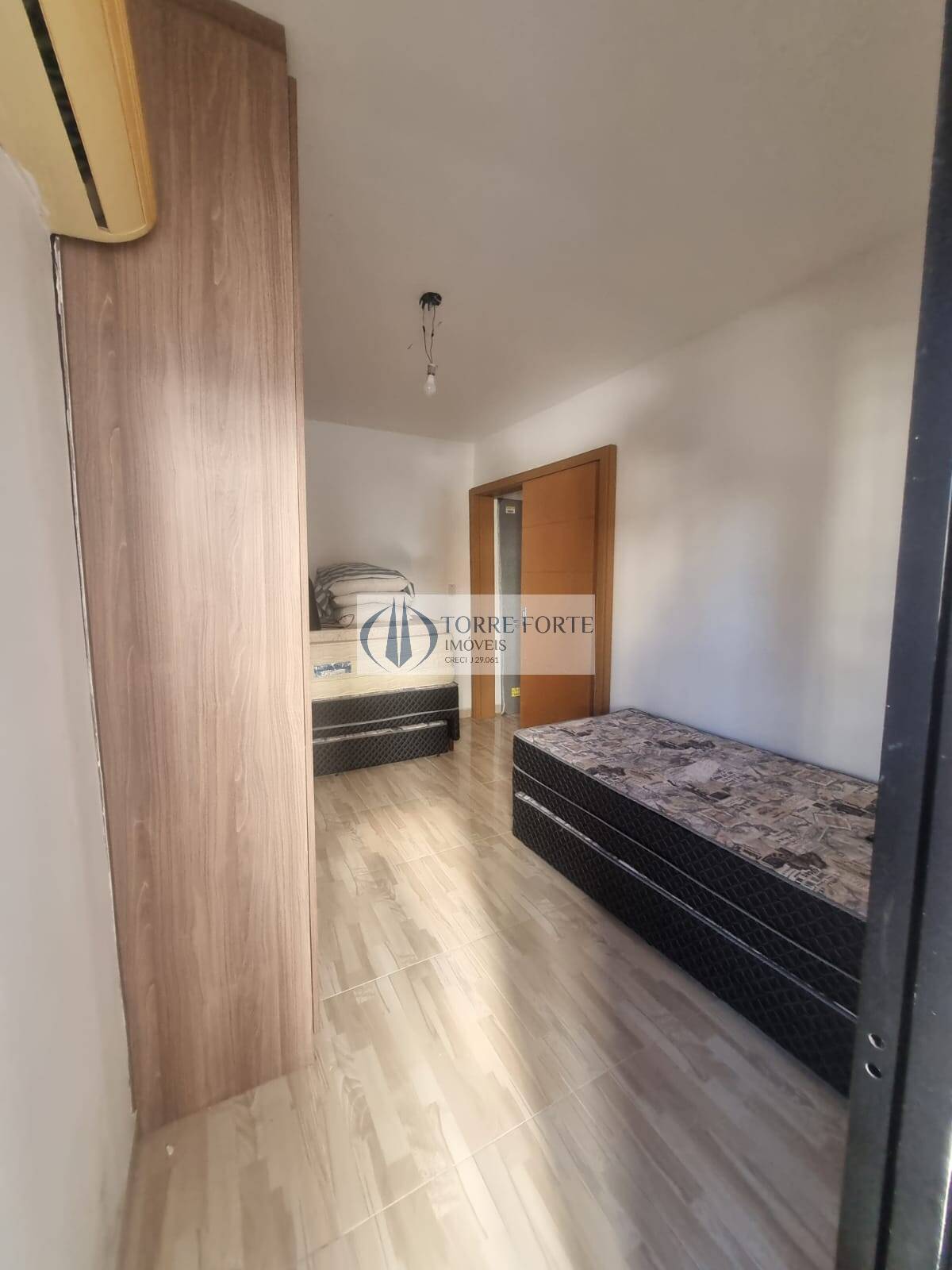 Apartamento à venda com 2 quartos, 82m² - Foto 4