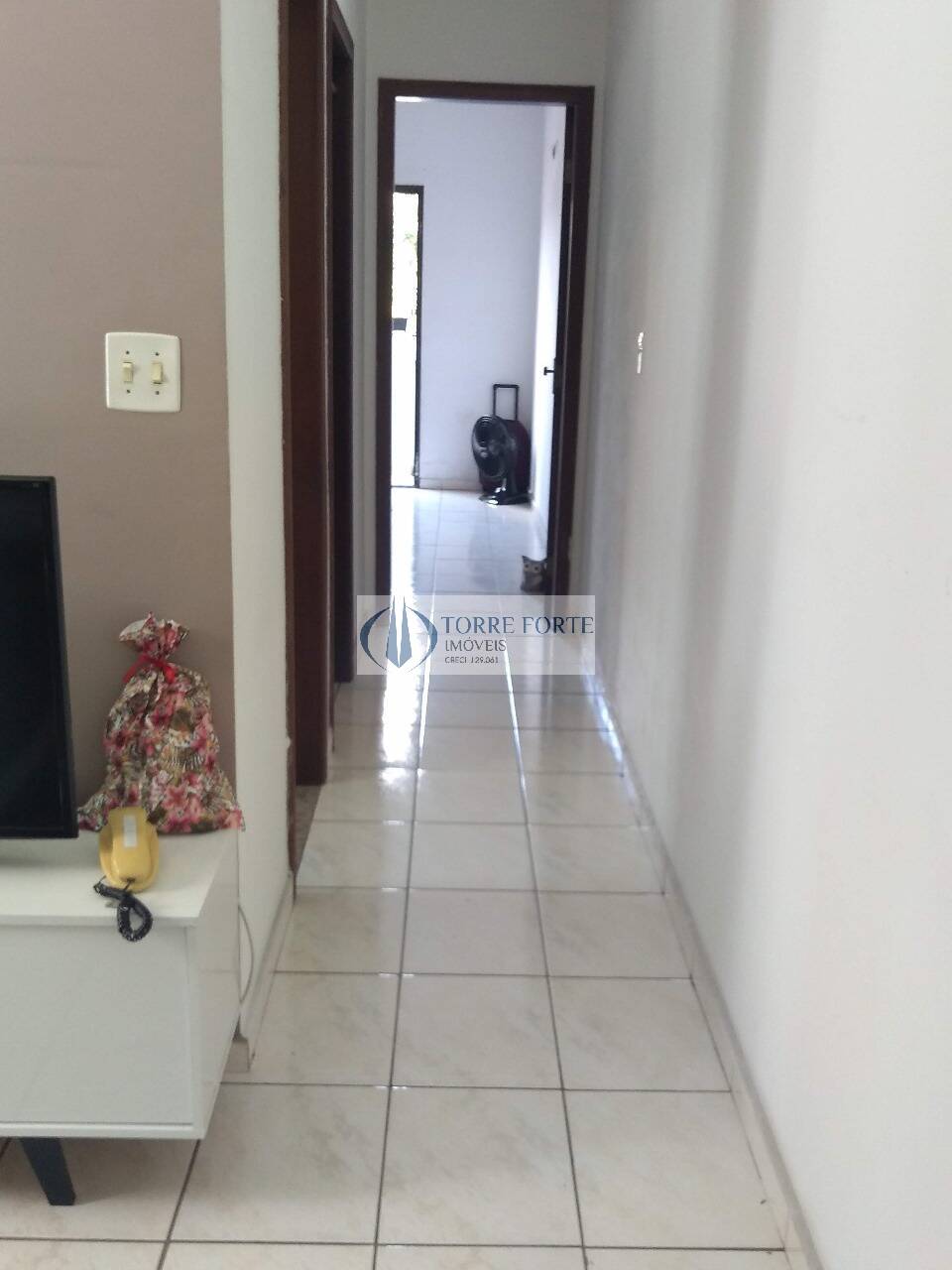 Apartamento à venda com 2 quartos, 64m² - Foto 9