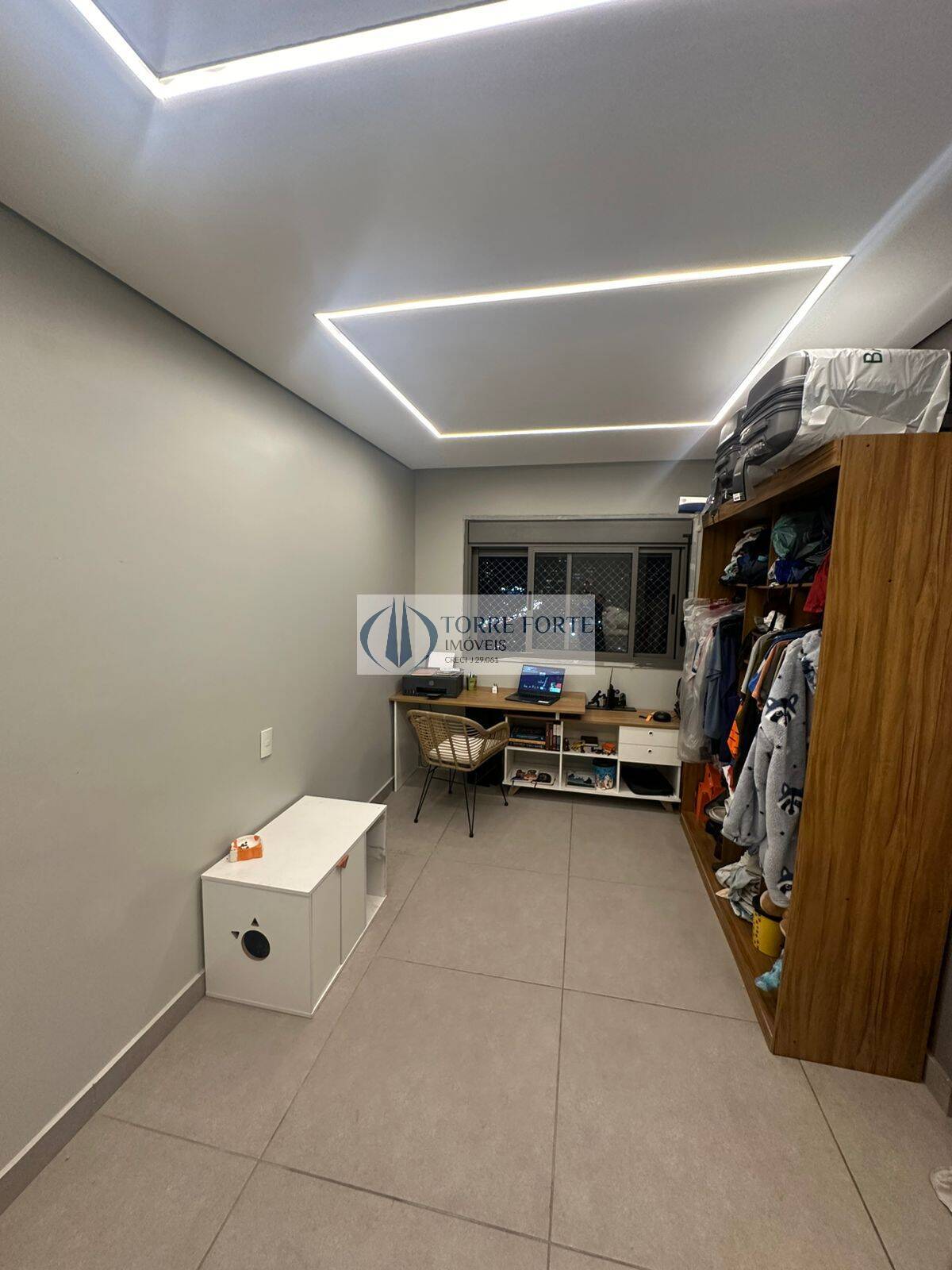 Apartamento à venda com 2 quartos, 81m² - Foto 11