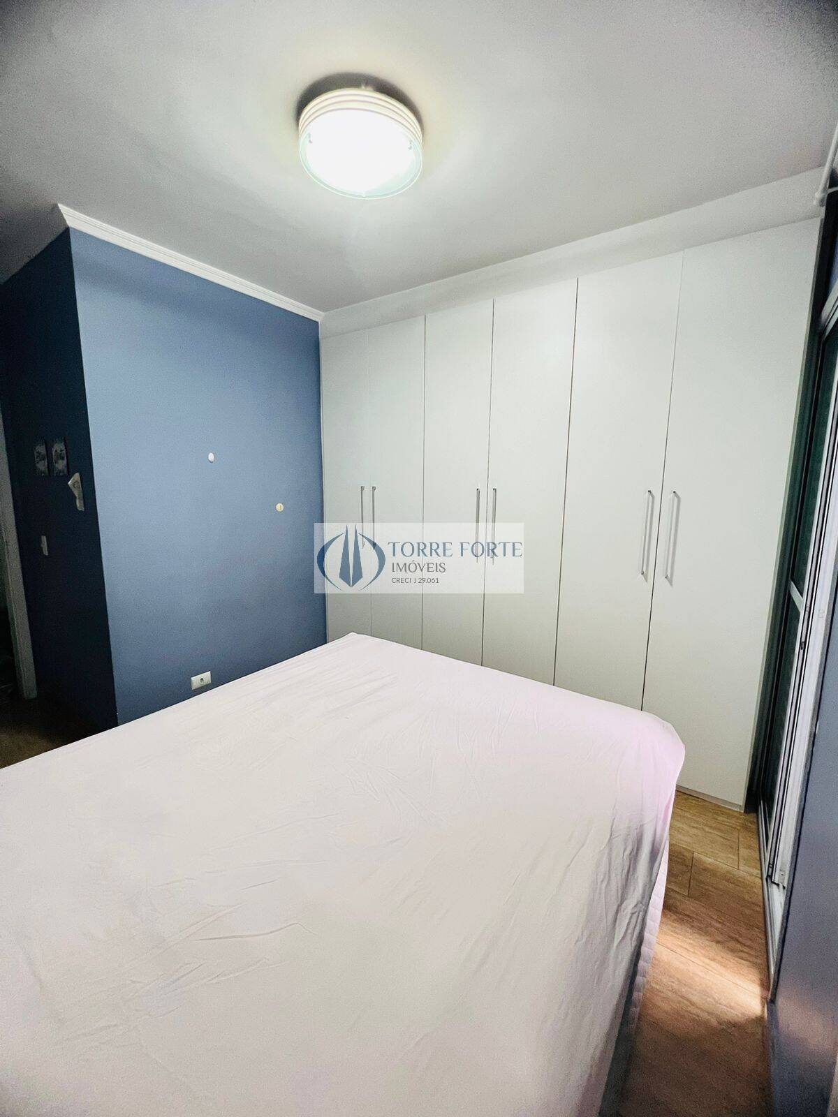 Apartamento à venda com 2 quartos, 55m² - Foto 15