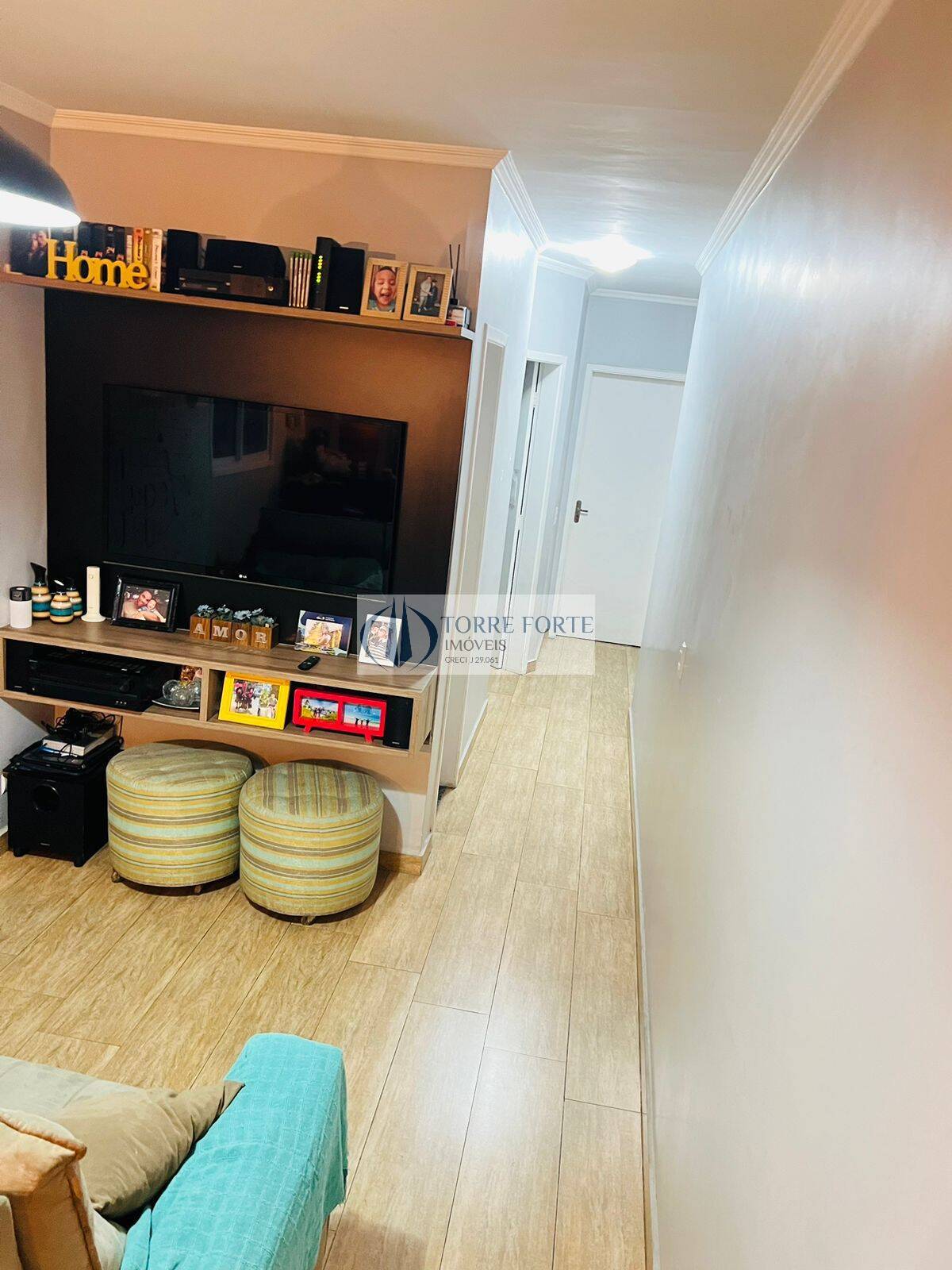 Apartamento à venda com 2 quartos, 55m² - Foto 2