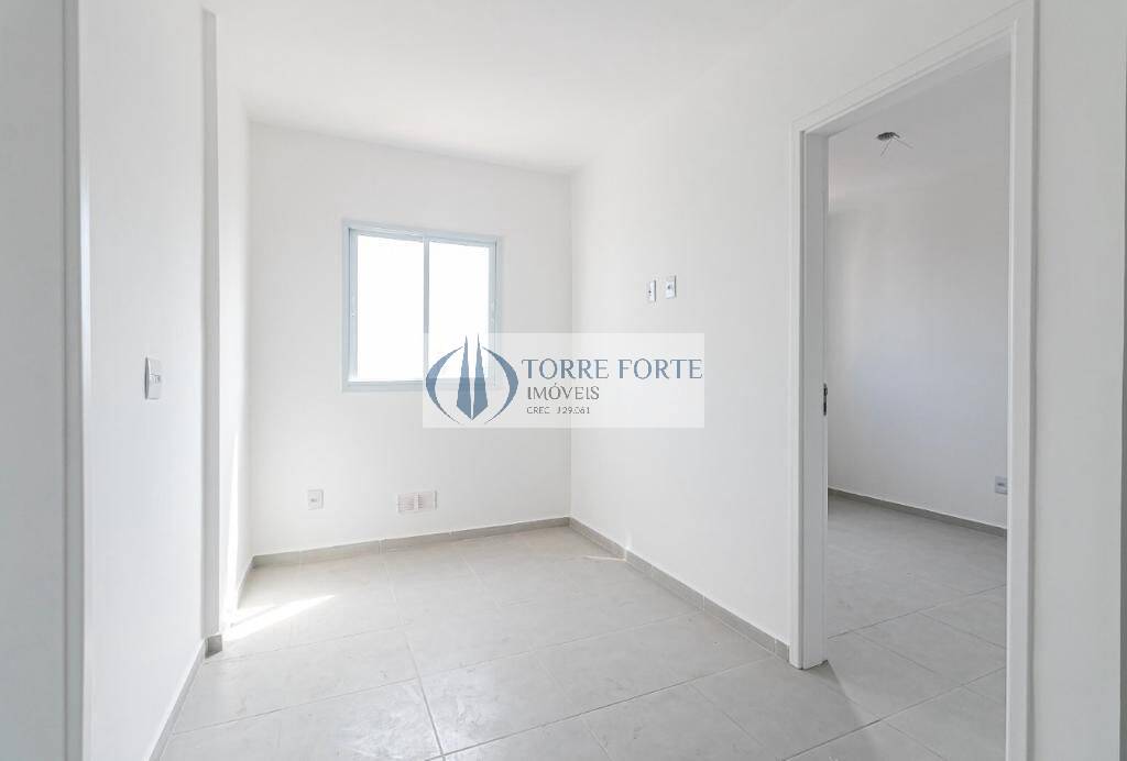 Apartamento à venda com 2 quartos, 39m² - Foto 4