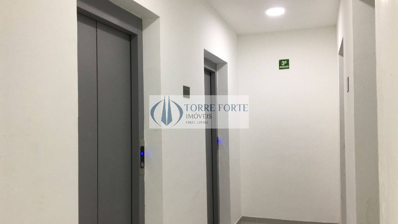 Apartamento à venda com 2 quartos, 39m² - Foto 15