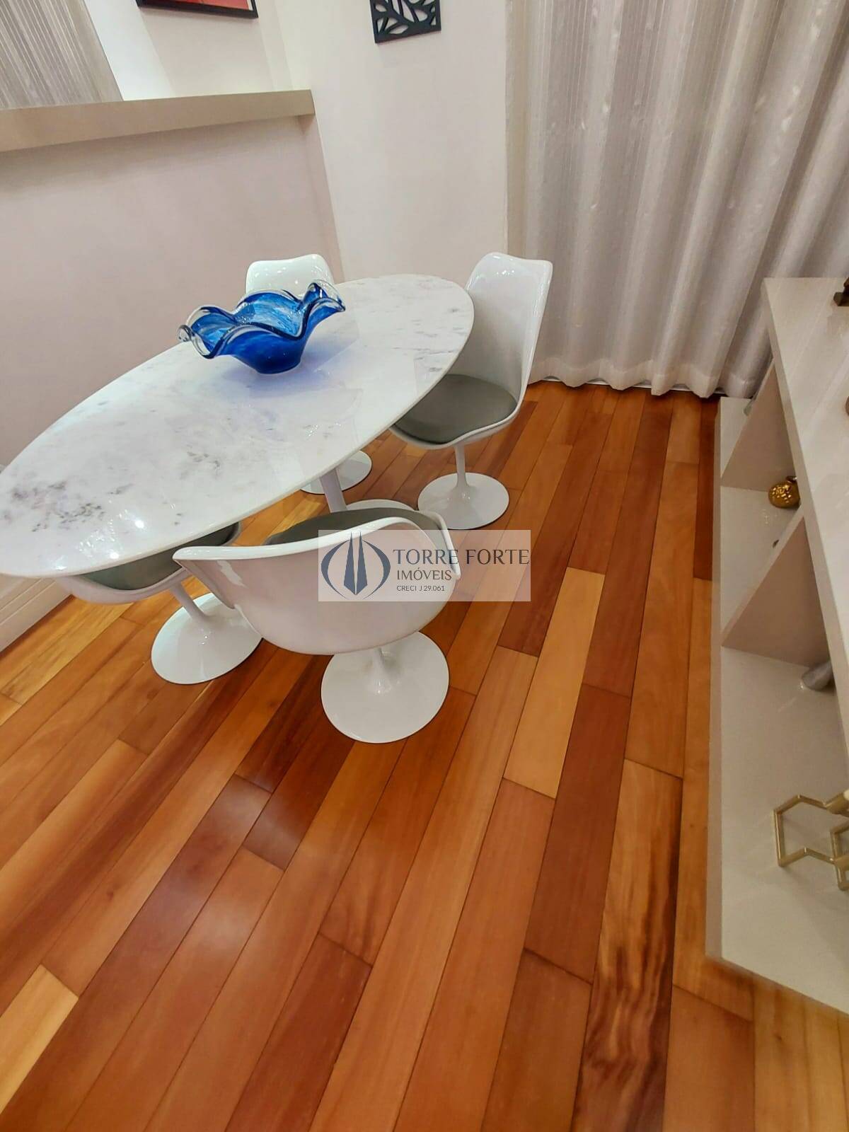 Apartamento à venda com 3 quartos, 101m² - Foto 28