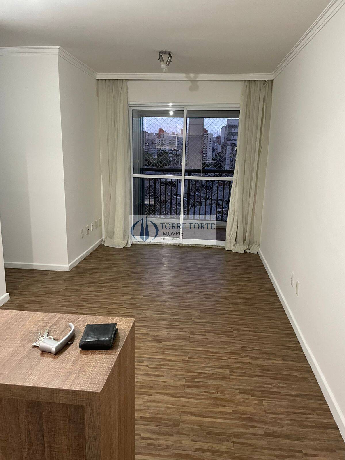 Apartamento à venda com 3 quartos, 68m² - Foto 2