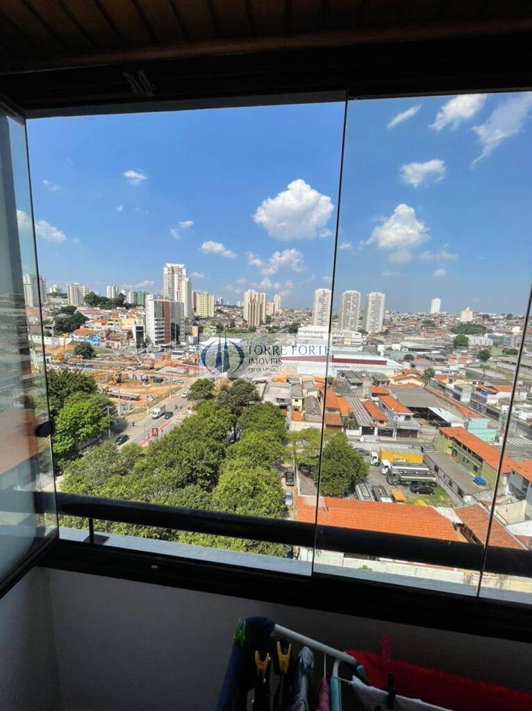 Apartamento para alugar com 2 quartos, 50m² - Foto 12