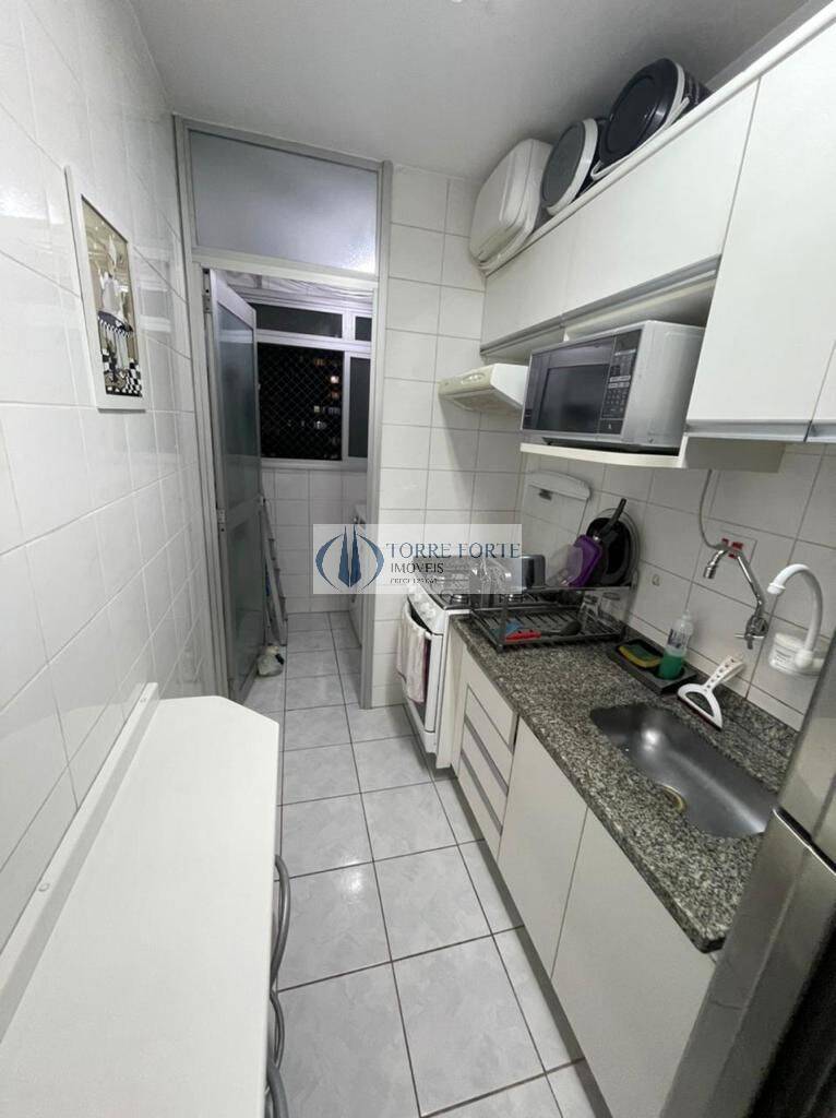 Apartamento para alugar com 2 quartos, 50m² - Foto 6