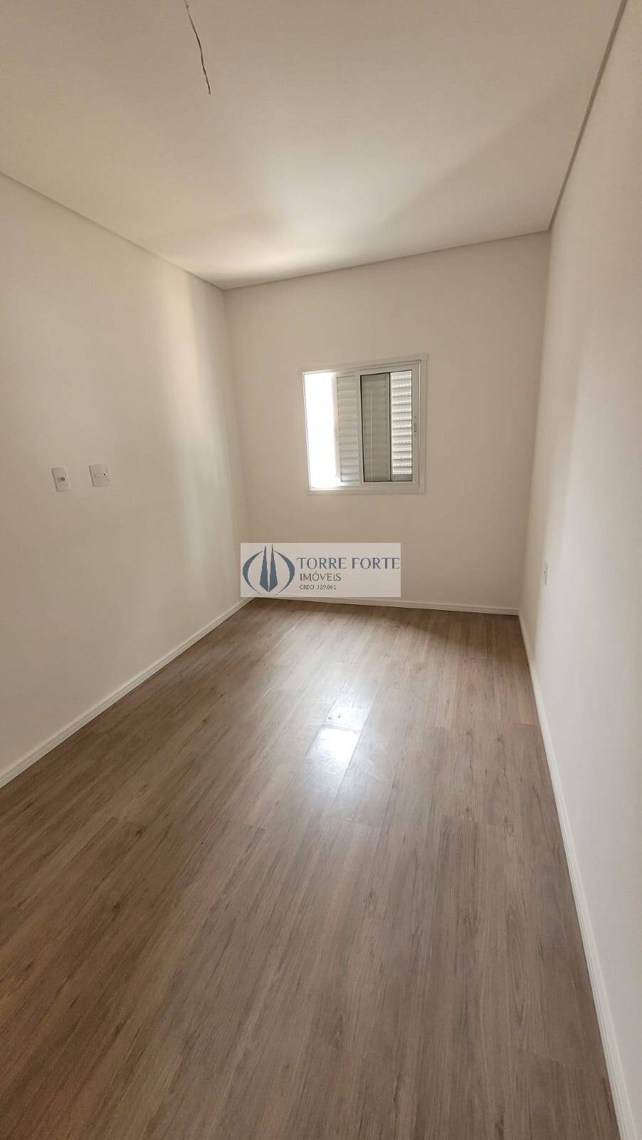 Apartamento à venda com 2 quartos, 62m² - Foto 11