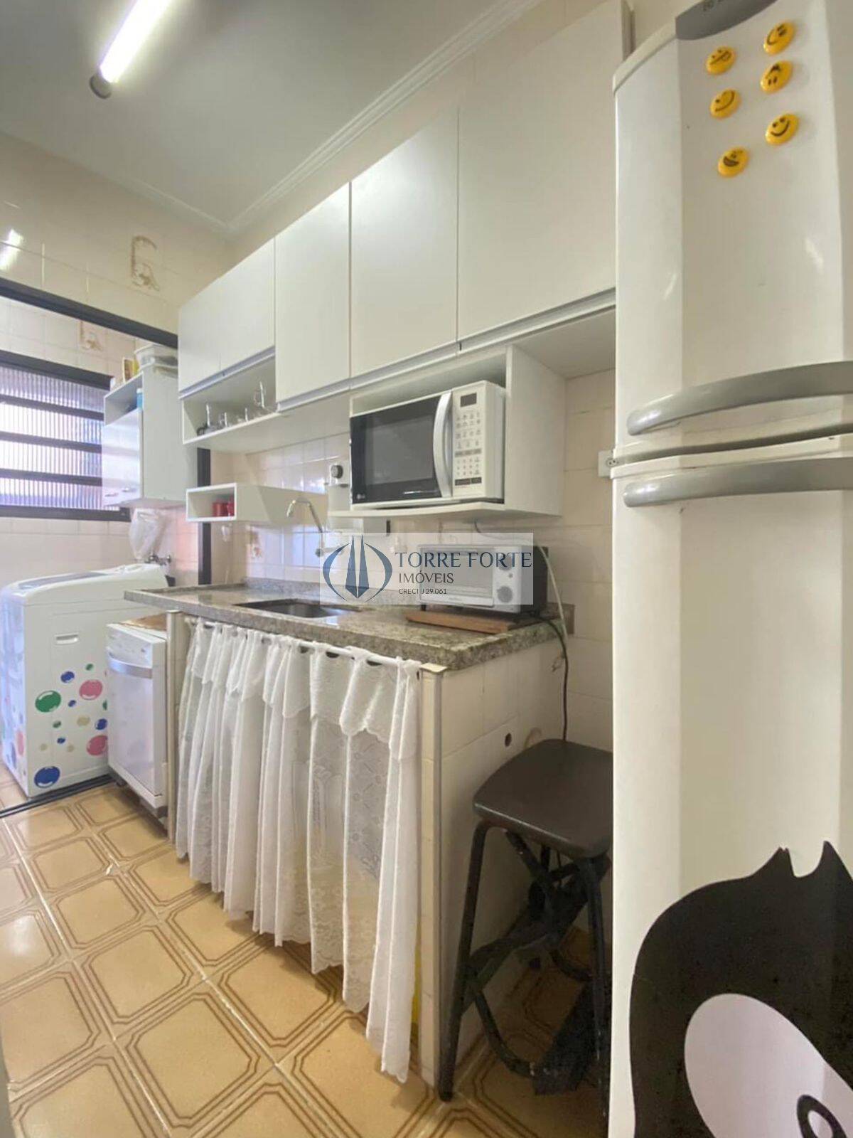 Apartamento à venda com 1 quarto, 138m² - Foto 18