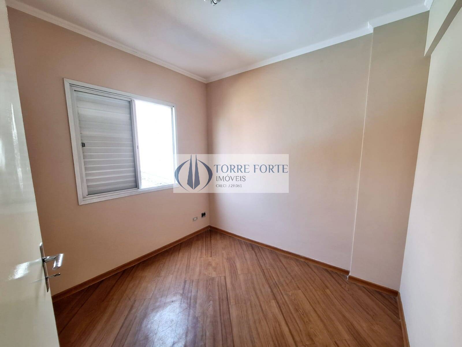 Apartamento à venda com 3 quartos, 75m² - Foto 9