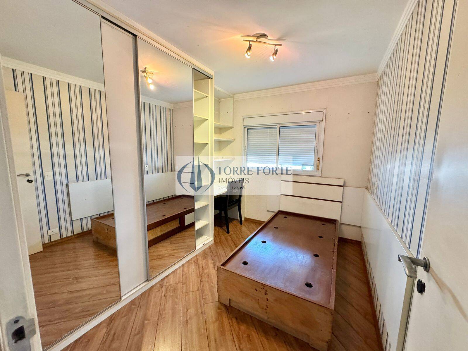 Apartamento à venda e aluguel com 3 quartos, 121m² - Foto 20