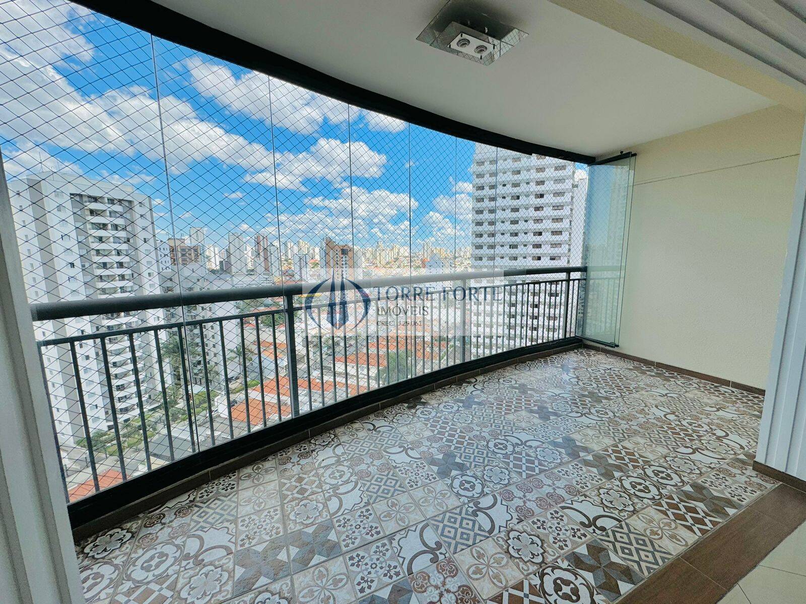 Apartamento à venda e aluguel com 3 quartos, 121m² - Foto 7