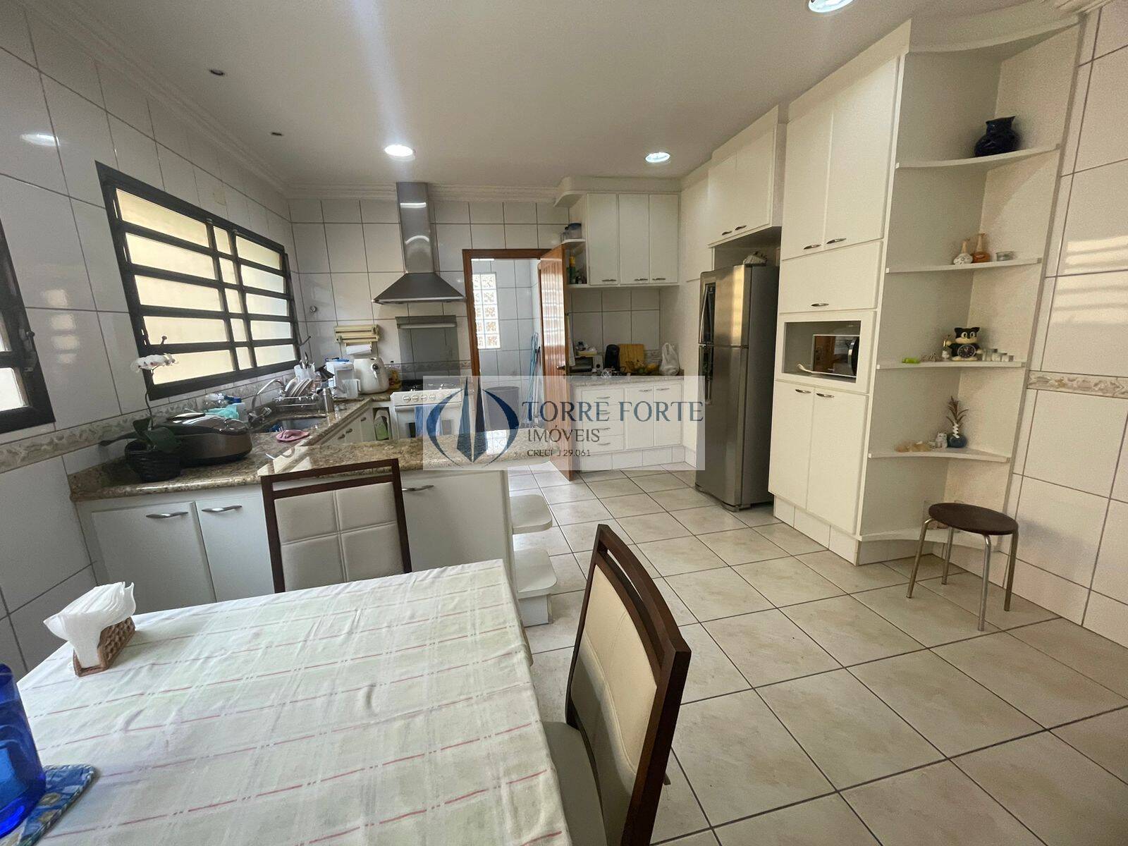 Sobrado à venda com 3 quartos, 198m² - Foto 20