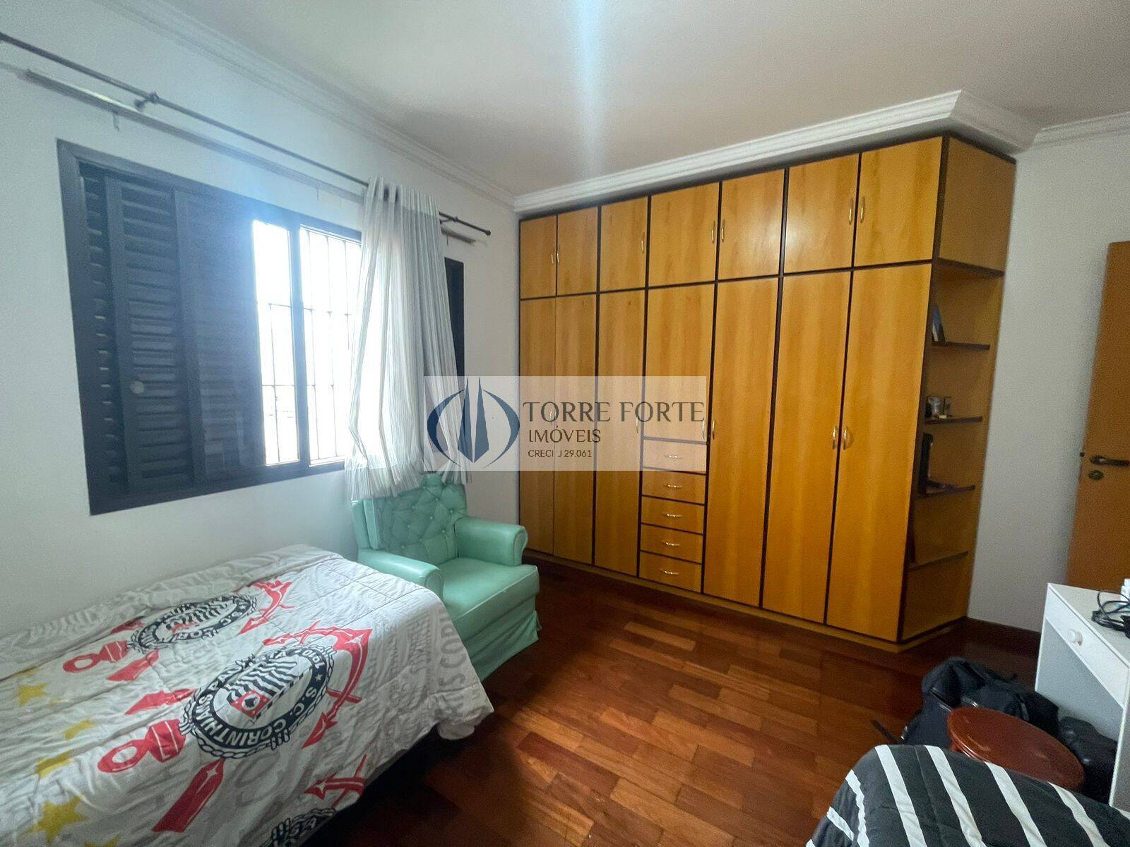 Sobrado à venda com 3 quartos, 198m² - Foto 45