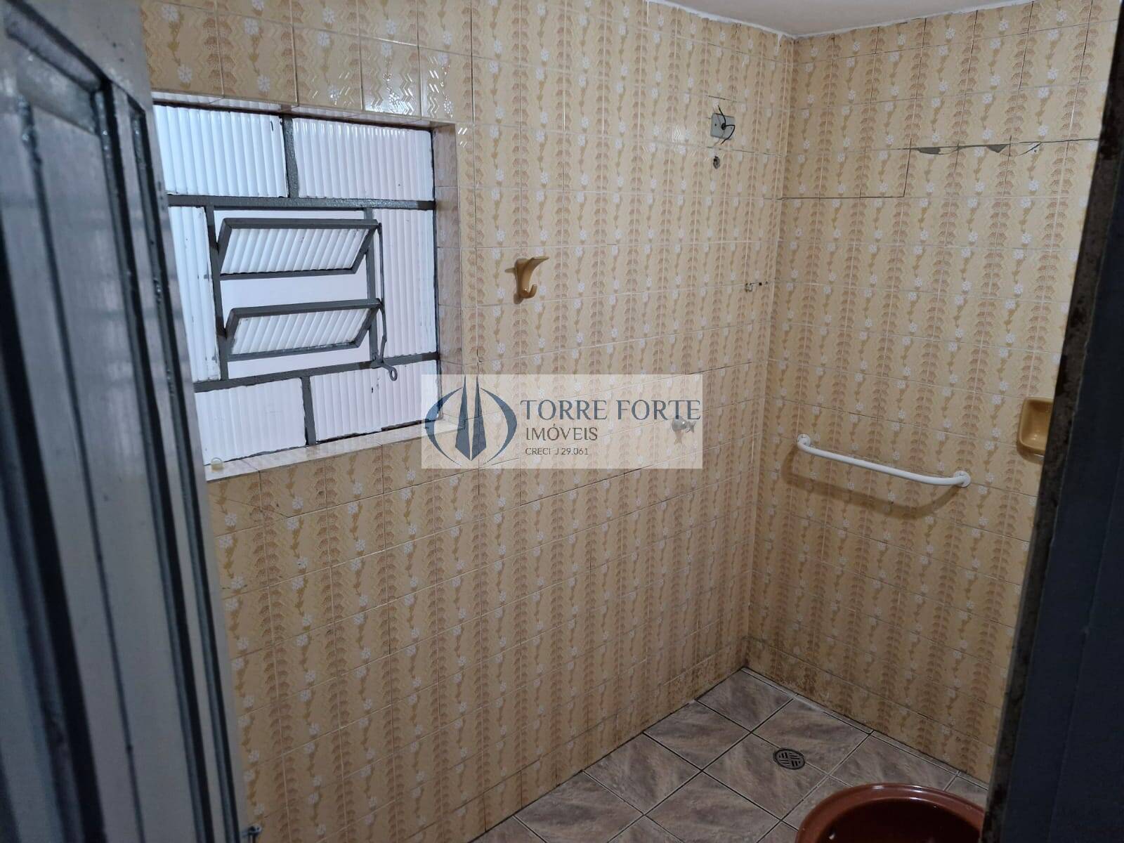 Casa à venda com 2 quartos, 130m² - Foto 9