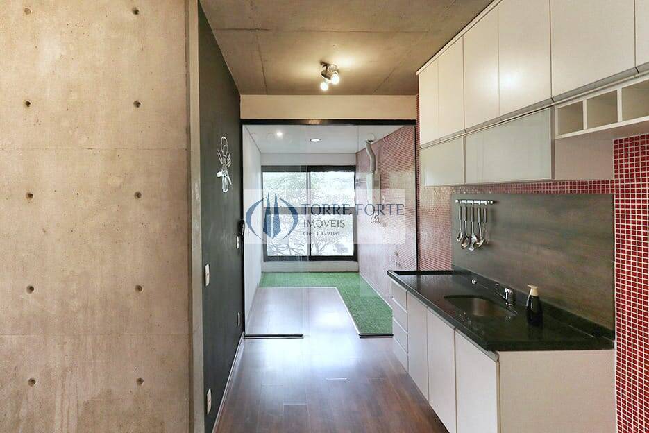 Apartamento à venda e aluguel com 2 quartos, 70m² - Foto 16