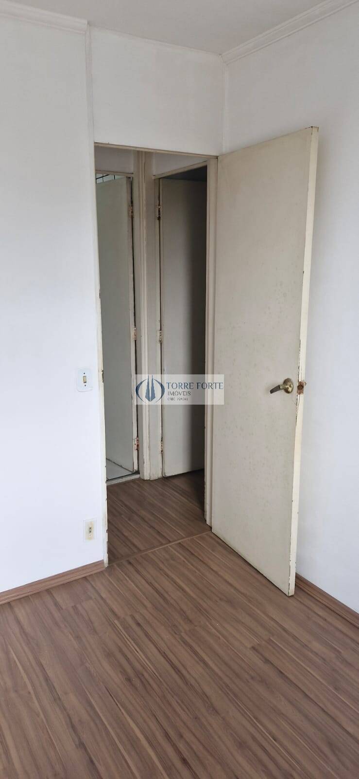 Apartamento à venda com 2 quartos, 47m² - Foto 4