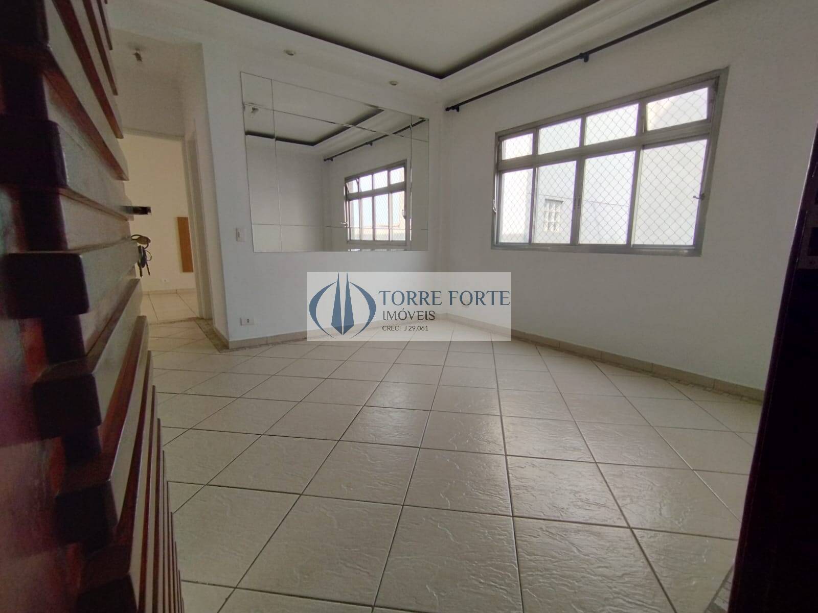 Apartamento à venda com 2 quartos, 62m² - Foto 17