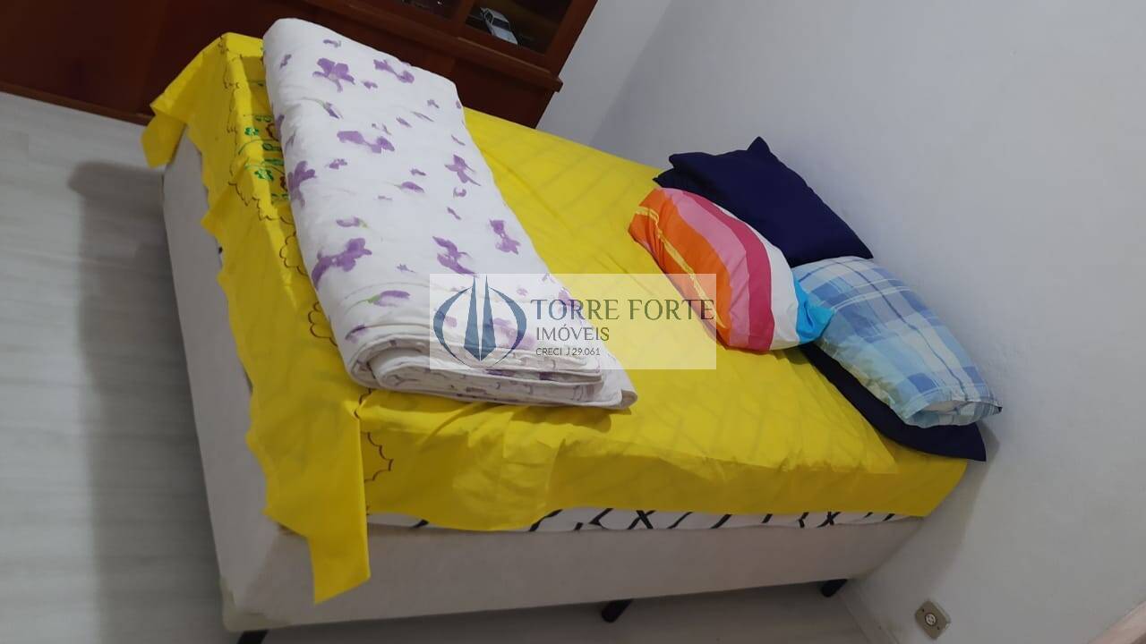 Apartamento à venda com 2 quartos, 67m² - Foto 3