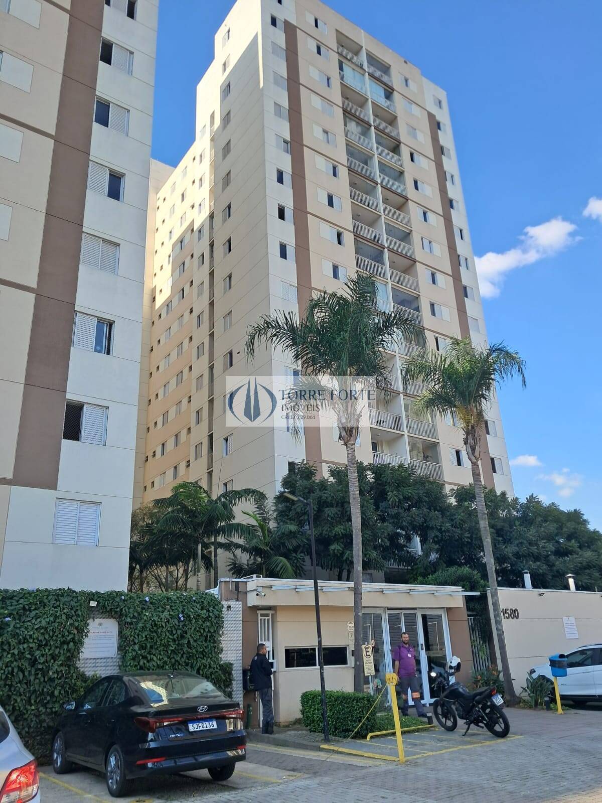 Apartamento à venda com 2 quartos, 64m² - Foto 2