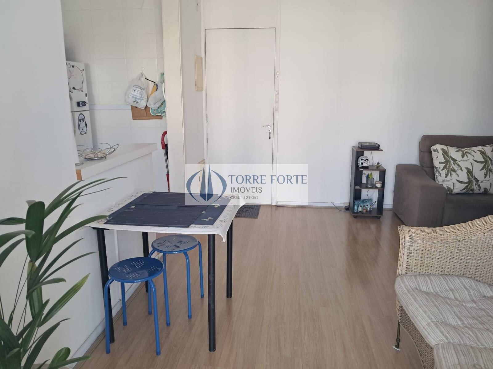 Apartamento à venda com 2 quartos, 64m² - Foto 10