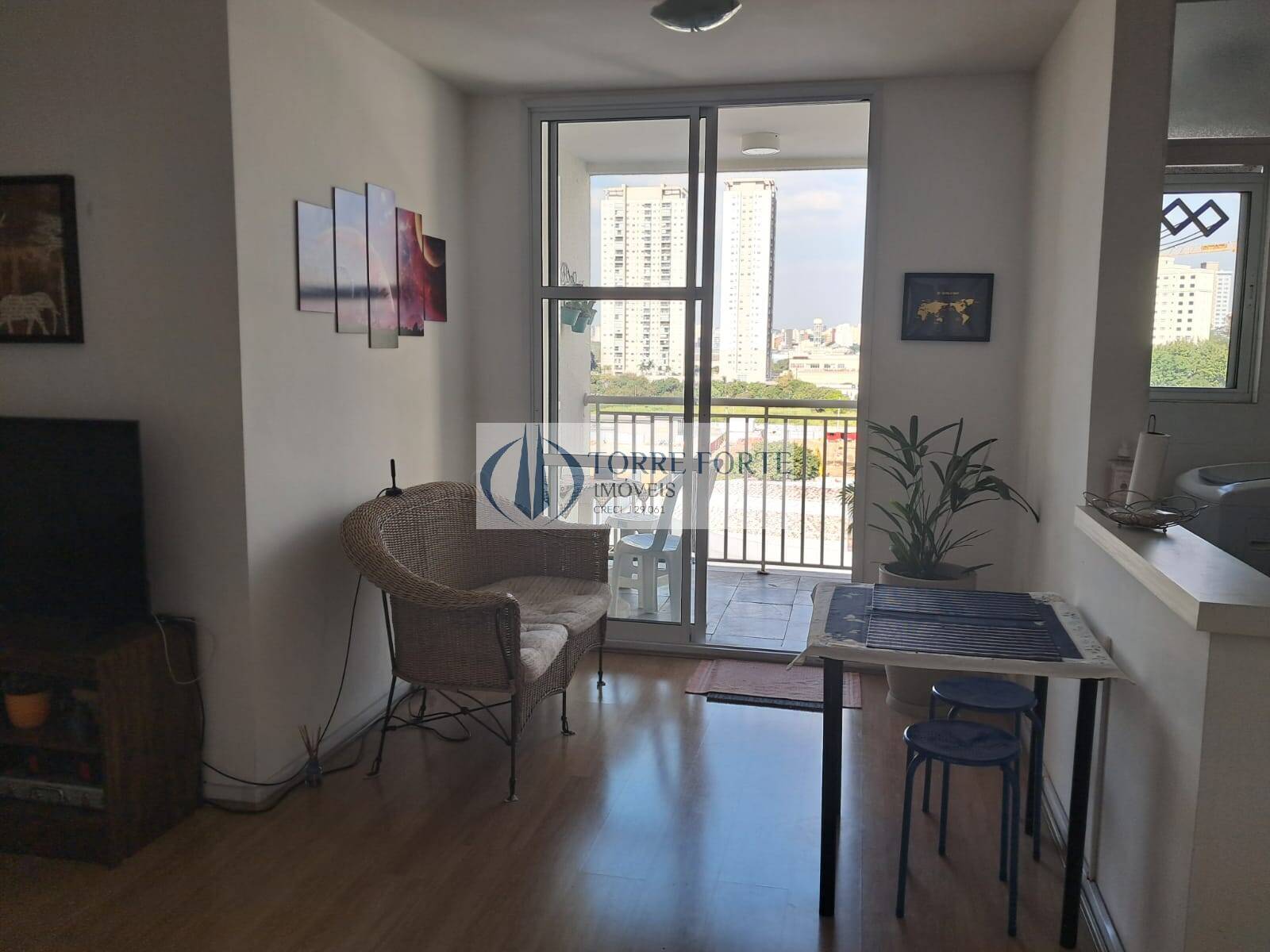 Apartamento à venda com 2 quartos, 64m² - Foto 8