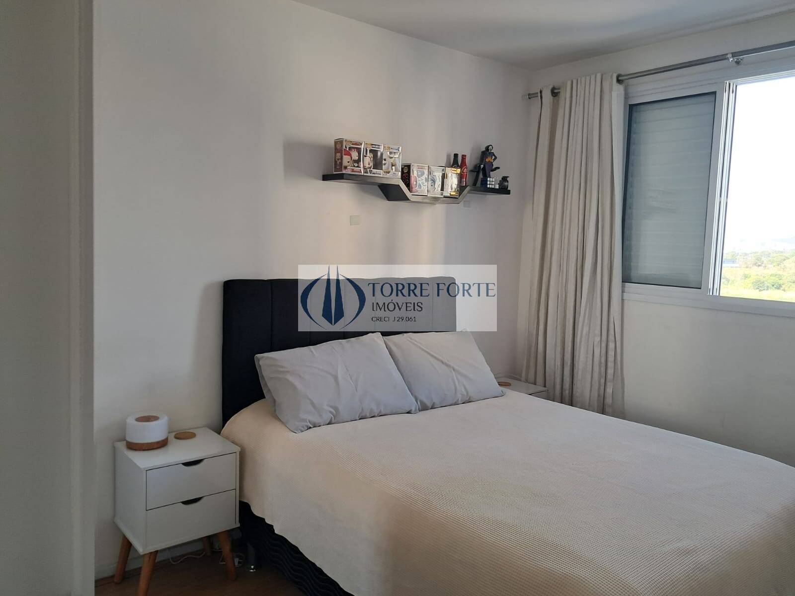 Apartamento à venda com 2 quartos, 64m² - Foto 19