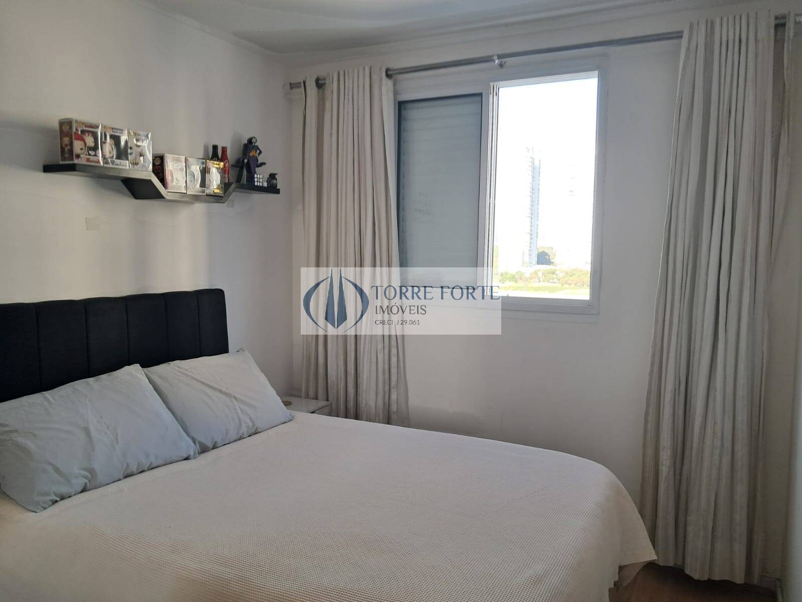 Apartamento à venda com 2 quartos, 64m² - Foto 20