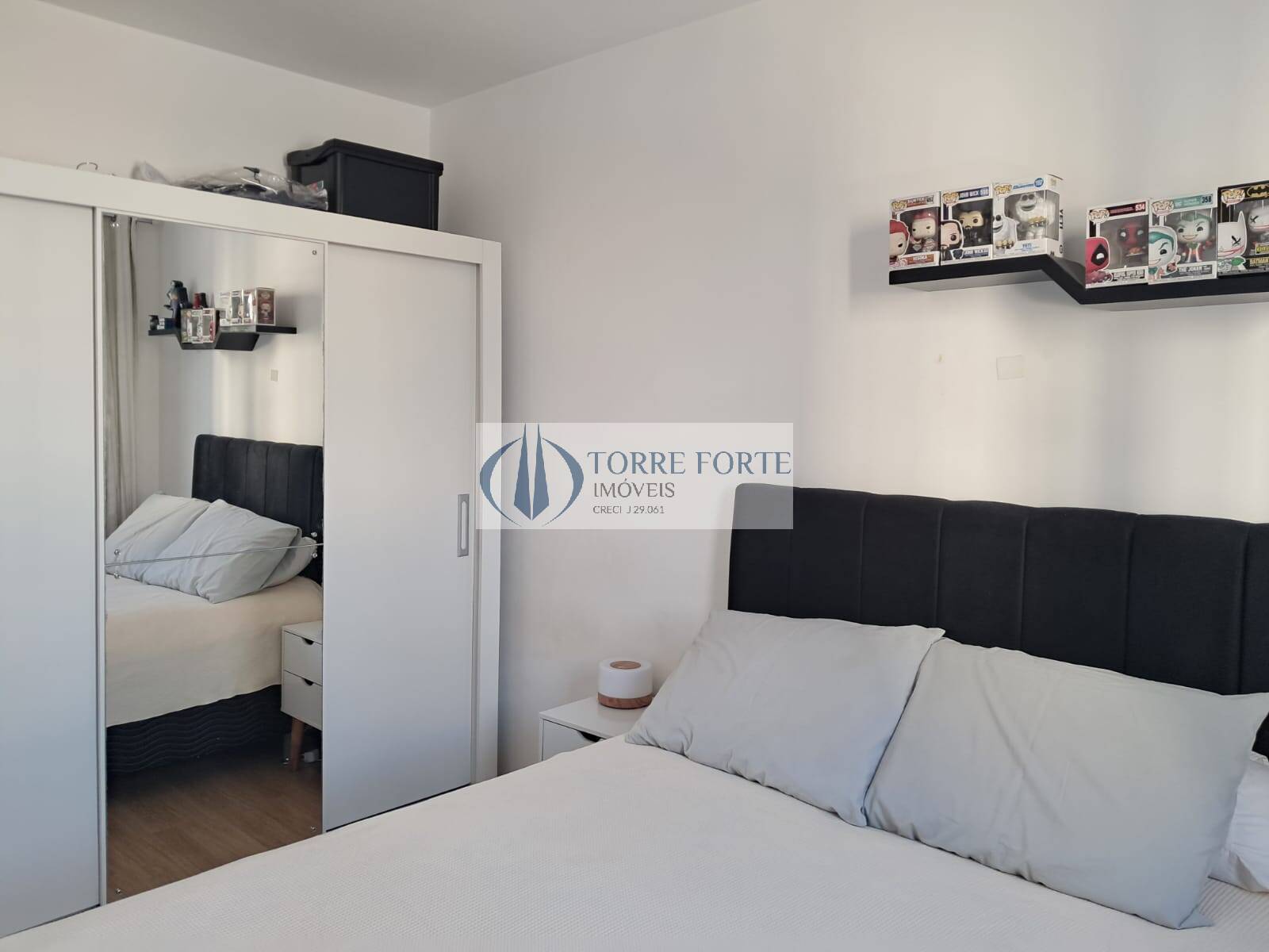 Apartamento à venda com 2 quartos, 64m² - Foto 21