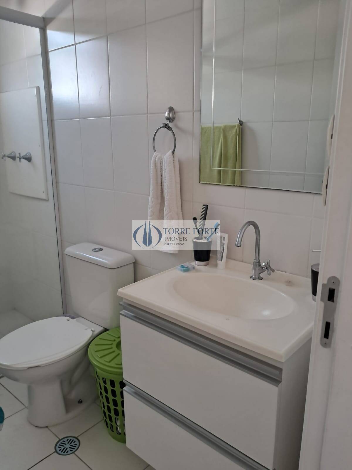 Apartamento à venda com 2 quartos, 64m² - Foto 22