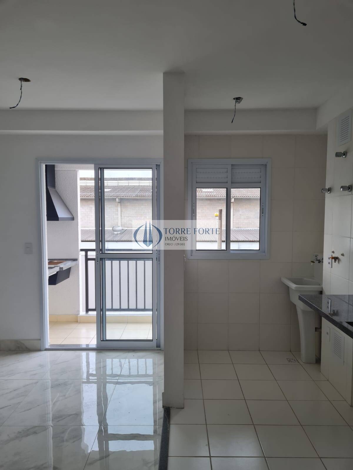 Apartamento à venda com 2 quartos, 57m² - Foto 16