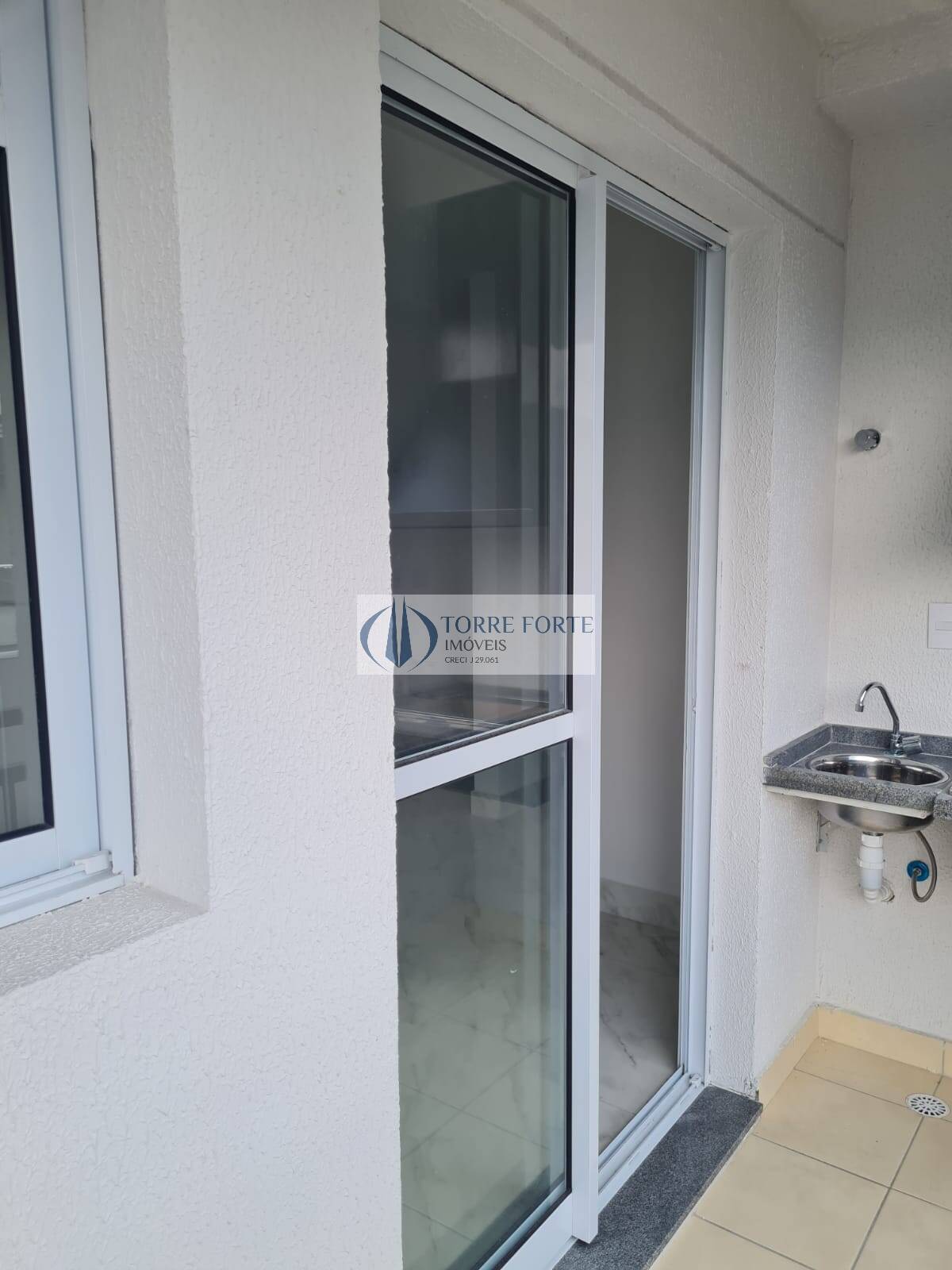 Apartamento à venda com 2 quartos, 57m² - Foto 19