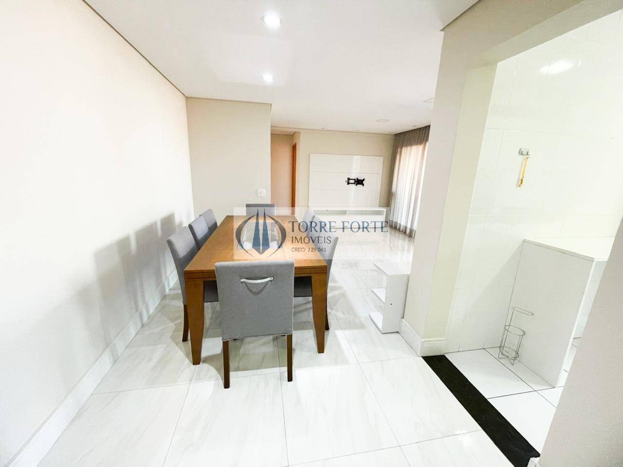 Apartamento à venda com 2 quartos, 96m² - Foto 2