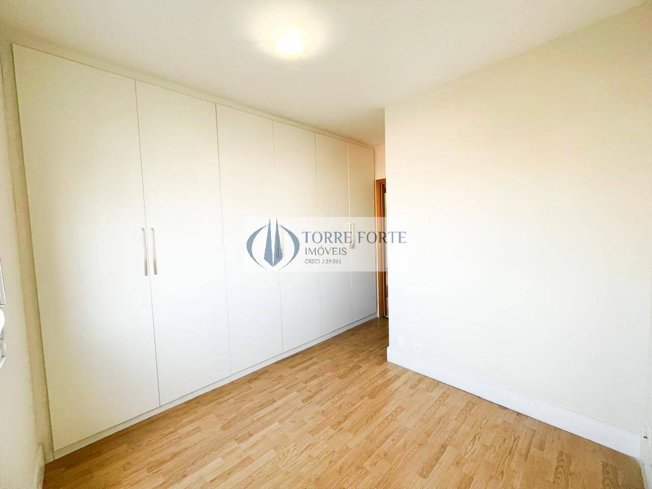 Apartamento à venda com 2 quartos, 96m² - Foto 20