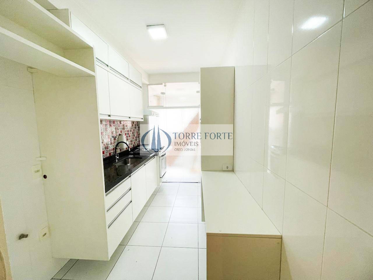 Apartamento à venda com 2 quartos, 96m² - Foto 11