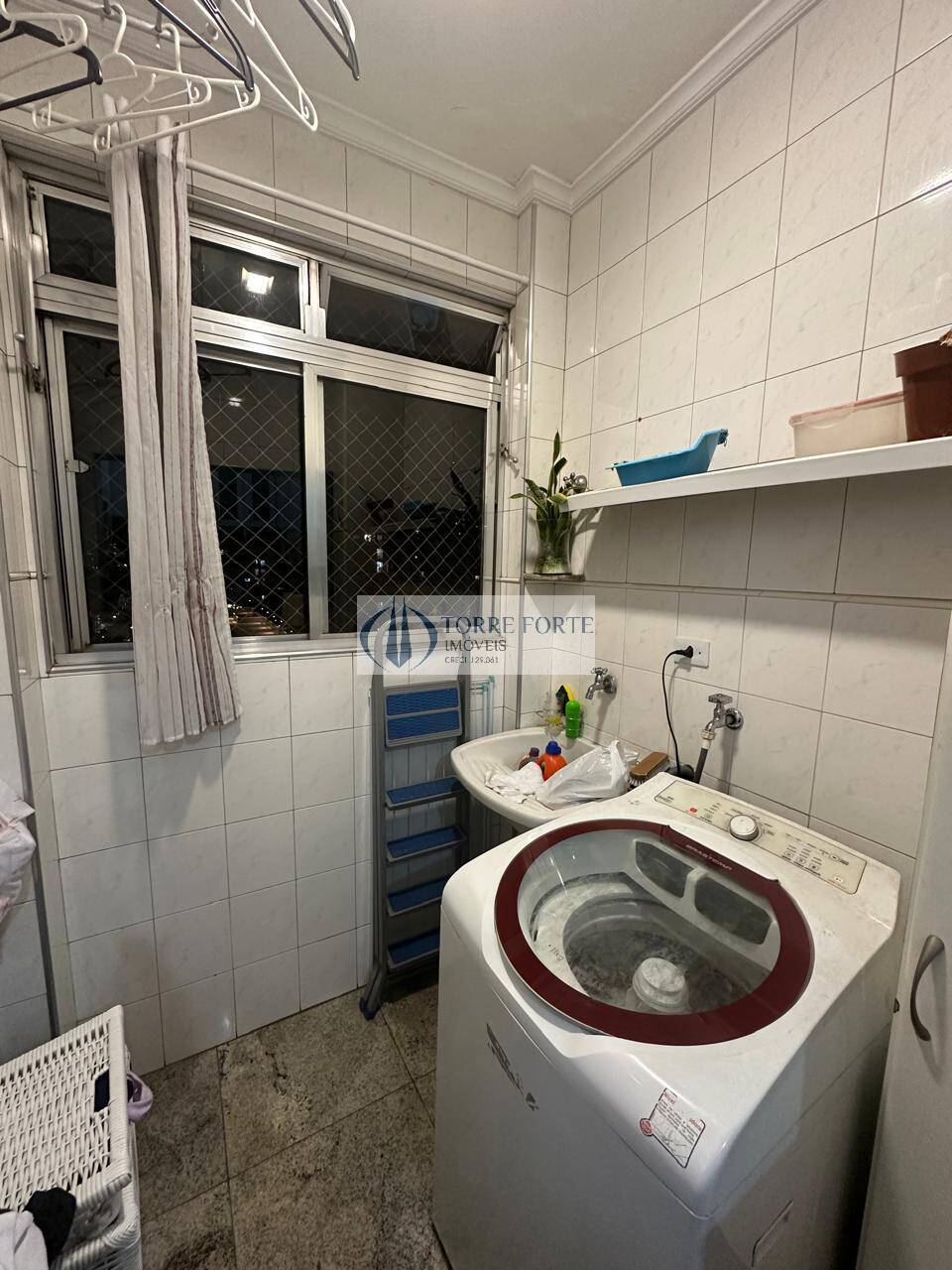 Apartamento à venda com 2 quartos, 54m² - Foto 25