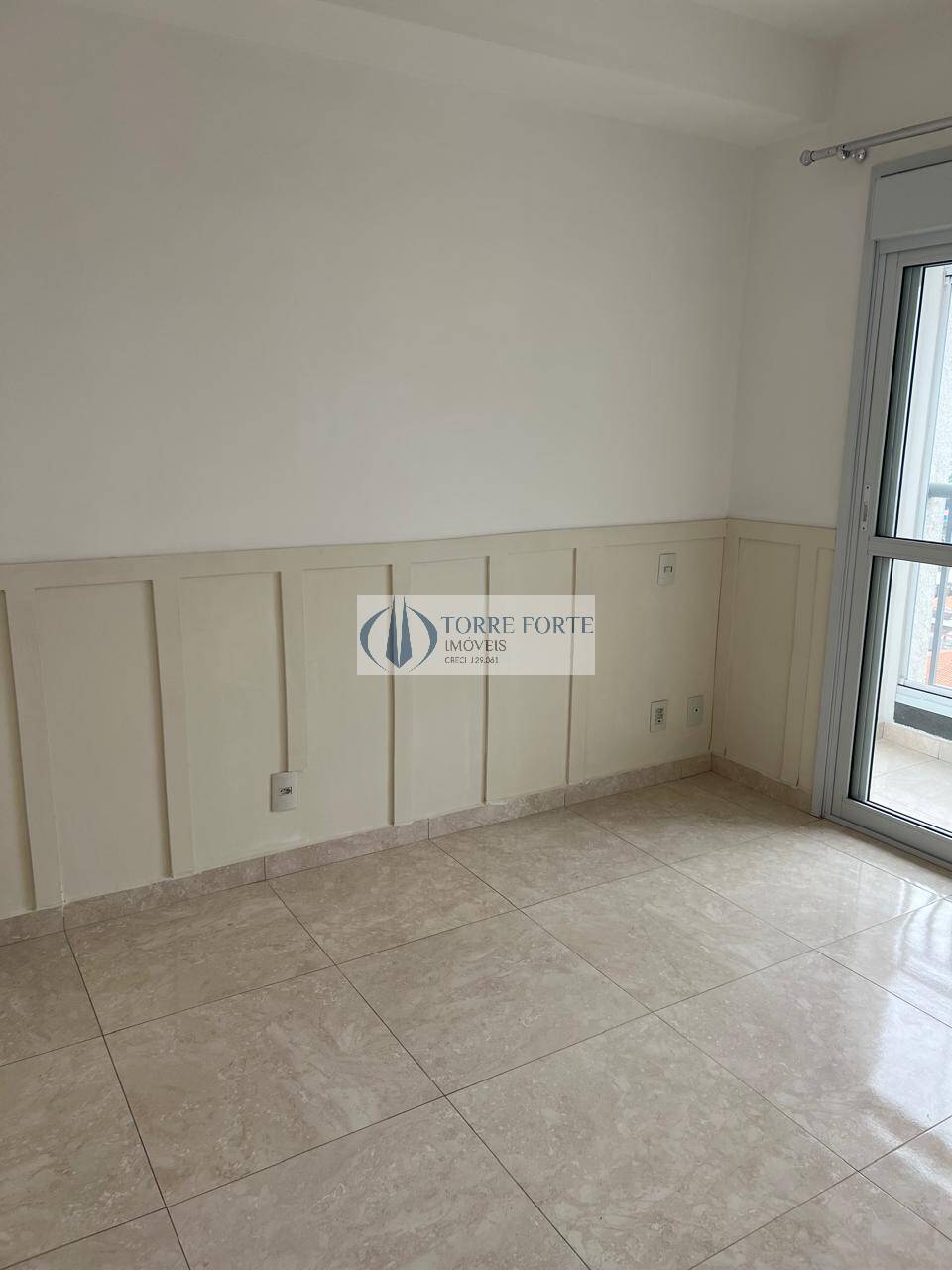 Apartamento à venda com 2 quartos, 70m² - Foto 4