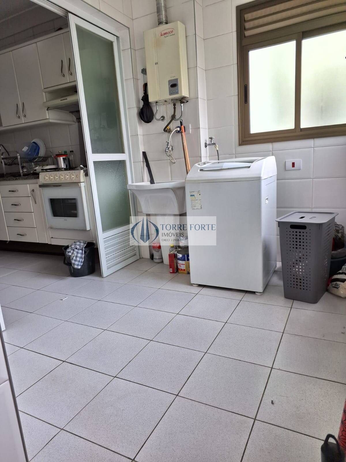 Apartamento à venda com 3 quartos, 106m² - Foto 10