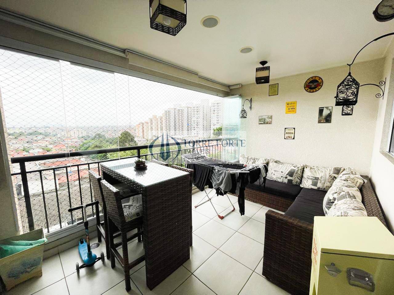 Apartamento à venda com 2 quartos, 66m² - Foto 3